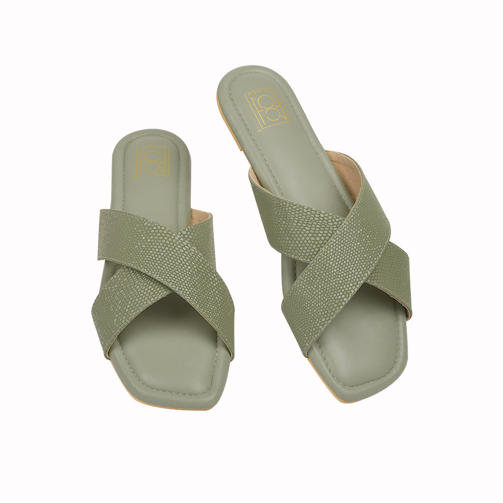 Loft criss deals cross slippers