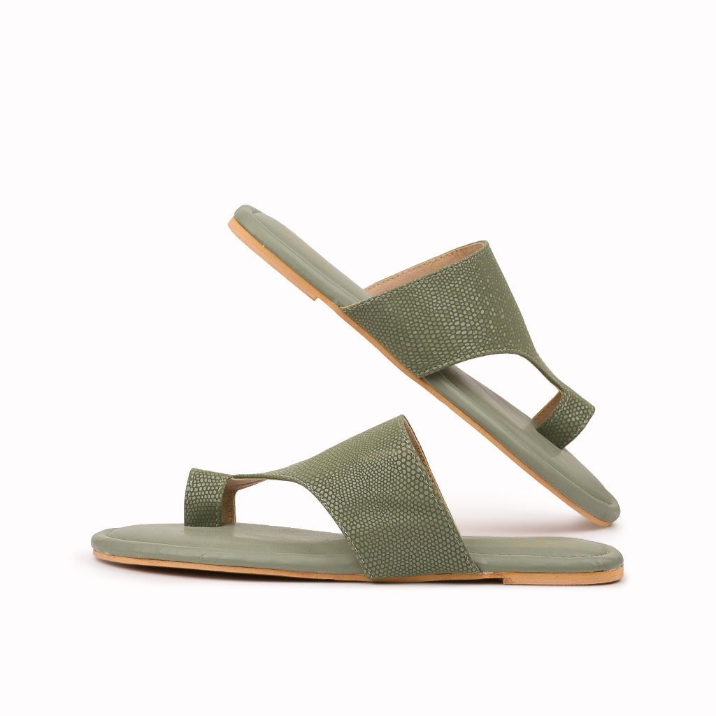 Dew Toe Ring Slippers NOOSH
