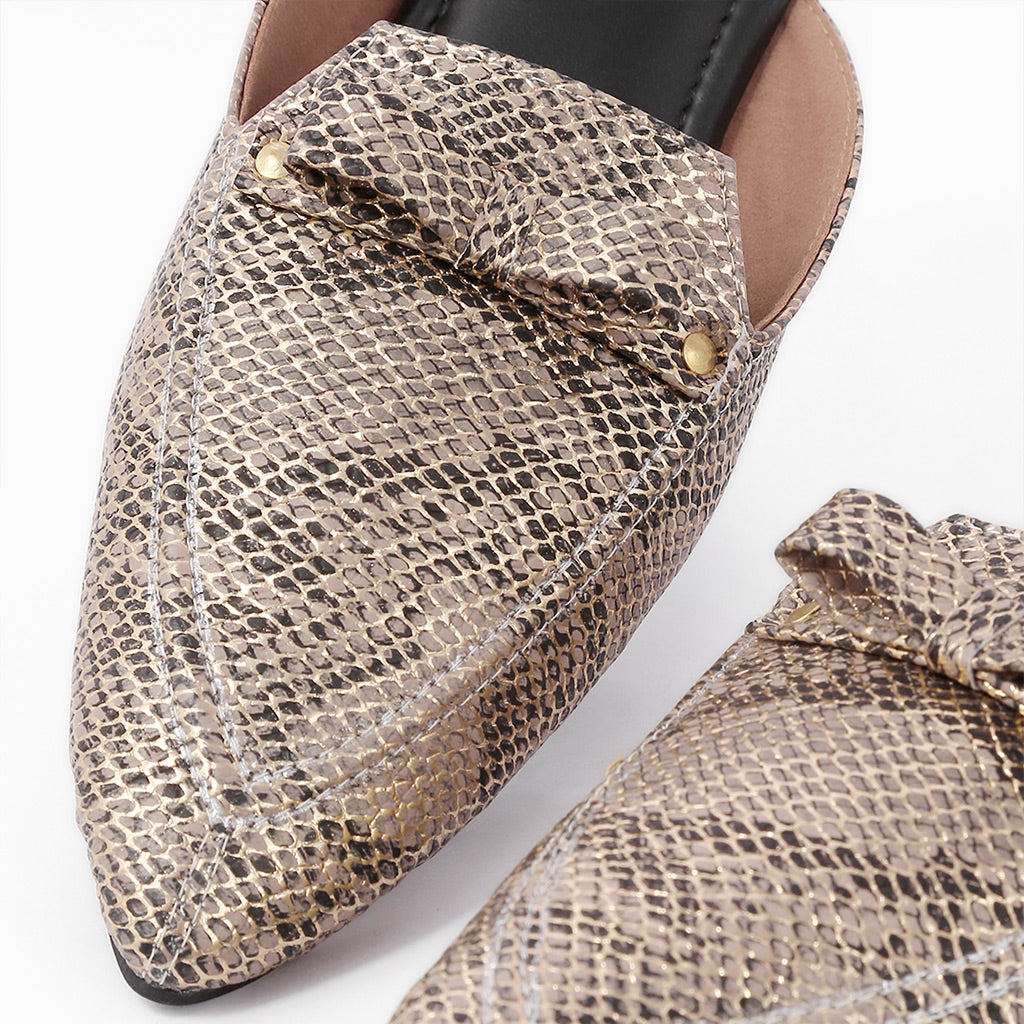 noosh-handcrafted-fashion-footwear-kooshcomfort-double-dual-cushion-comfort-comfortable-style-statement-metallic-embellished-pointed-mules-flats-vegan-leather-snake-skin-print-sustainable-wedding-wear-party-wear-online-shopping-permium-quality-comfort-style-heel-color-gold-rose-gold-black-silver-chic-luxury-organic-enviornment-friendly-indian-artisans-top-footwear-brands-best-brand